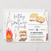 S'moreおもしろいスモール誕生日キャンプファイアボンドファイアパーティー 招待状 (正面)
