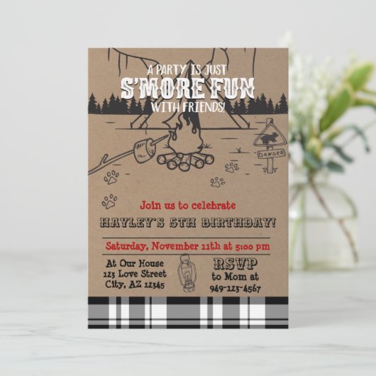 S'moreパーティーバッファローチェックプレイド誕生日 招待状 (スタンド正面)