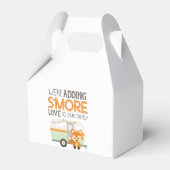 Smore Love RVキャンパー赤ちゃんシャワーお願いボックス フェイバーボックス (正面サイド)