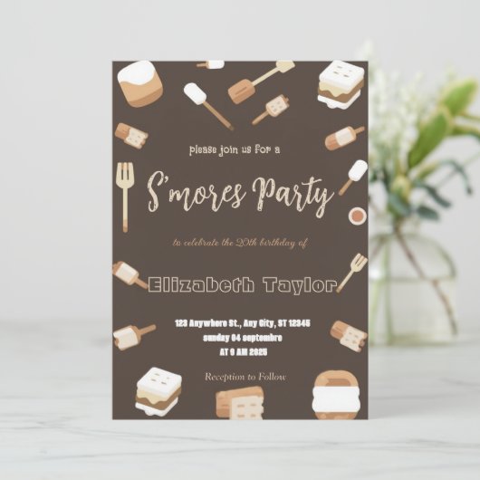 S'mores Birthday Party Invitation – Cozy Campfire 招待状 (スタンド正面)