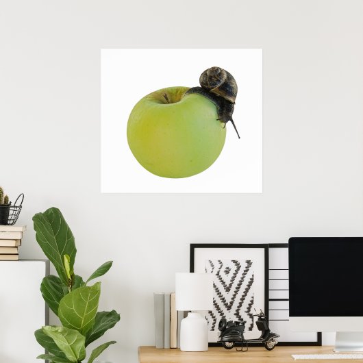 Snail and apple ポスター (ホームオフィス)