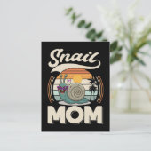 Snail Mom Gardening Snail Lover ポストカード (スタンド正面)