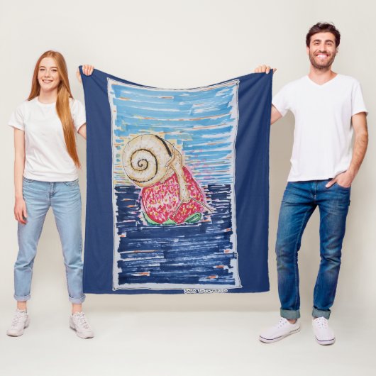 Snail on the Strawberry フリースブランケット (インサイチュ)