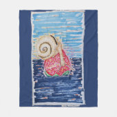 Snail on the Strawberry フリースブランケット (正面)