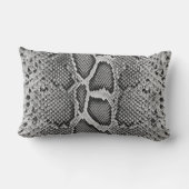Snakeskinのデザイン、スネークスキンのプリントパターン ランバークッション (裏面)