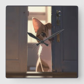 Sneaky cat  スクエア壁時計 (正面)