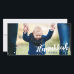 Snow Bubbles Happy Hanukkahフォトカード シーズンカード<br><div class="desc">可愛いスタイリッシュと雪の泡ハッピーハヌッカフォトカードは、このホリデーシーズンを送るあなたのカードに最適である。対応するアクセサリを搭載。</div>