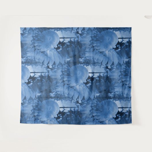 Snow flowers..... タペストリー (正面(横))