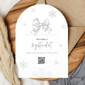 Snow In Love White Bow Baby Shower Winter Arch QR 招待状
