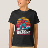 Snowboarding Lover Humor Design Funny Snowboarder Tシャツ (正面)