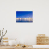 Snowcapped peaks Woodfjord Svalbard ポスター (キッチン)