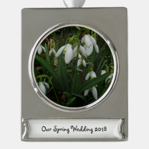 Snowdrops I (Galanthus)白い春の花 シルバープレートバナーオーナメント