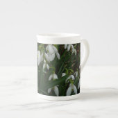 Snowdrops I (Galanthus)白い春の花 ボーンチャイナマグカップ (正面右)