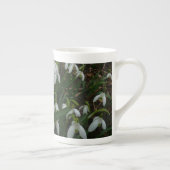 Snowdrops I (Galanthus)白い春の花 ボーンチャイナマグカップ (右)