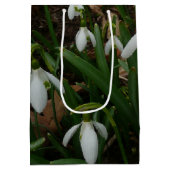 Snowdrops I (Galanthus)白い春の花 ミディアムペーパーバッグ (裏面)