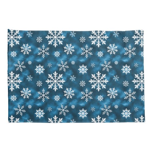 Snowflake Pattern On Wintery Blue Background 枕カバー (裏面-右)