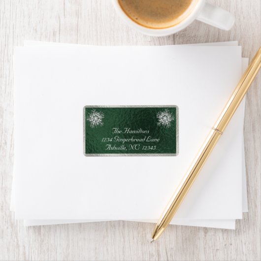 Snowflake & Ribbon Holiday Return Address - Green ラベル (インサイチュ)