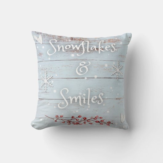 Snowflakes and Smiles Decretive Pillow クッション (正面)