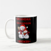 Snowman Grandma And Grandson A Bond That Can't Be  コーヒーマグカップ (左)