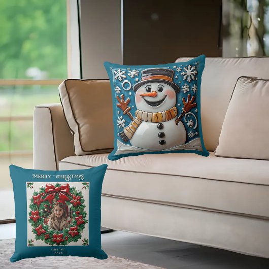 Snowman in Snow Throw Pillow クッション