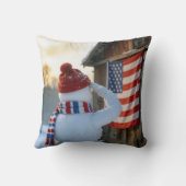 Snowman Saluting an American Flag クッション (裏面)