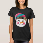 Snowman With Santa Hat And Leopard Pattern Tシャツ (正面)