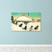 SnowStateで休息しているアラスカのドッグスレードチーム キャンバスプリント (インサイチュ (ウッドフロア))