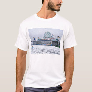 Snowyのコニーアイランド Tシャツ