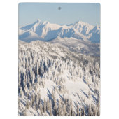 Snowyの山および木の景色の眺め クリップボード (裏面)