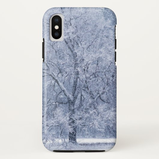 Snowyの木の冬によって凍っていられている場面 Case-Mate iPhoneケース (裏面)