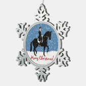 Snowyの馬場馬術の馬のクリスマス スノーフレークピューターオーナメント (右)