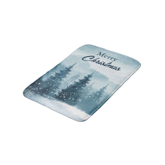 Snowy Christmas Trees バスマット (アングル)