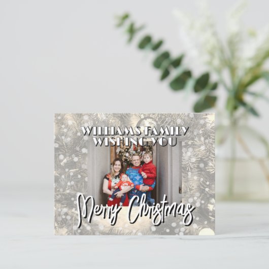 Snowy family picture Christmas ポストカード (スタンド正面)