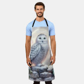 Snowy Owl in Moonlit Winter Garden エプロン (着用した状態)