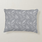 Snowy Owl On Winter Pine アクセントクッション (裏面)