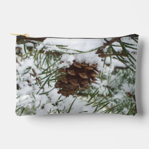 Snowy Pine Cone I冬自然撮影 アクセサリーポーチ