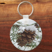 Snowy Pine Cone I冬自然撮影 キーホルダー (正面)