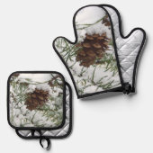 Snowy Pine Cone I Winter Nature Photography 鍋つかみ&鍋敷きセット (正面/裏面)