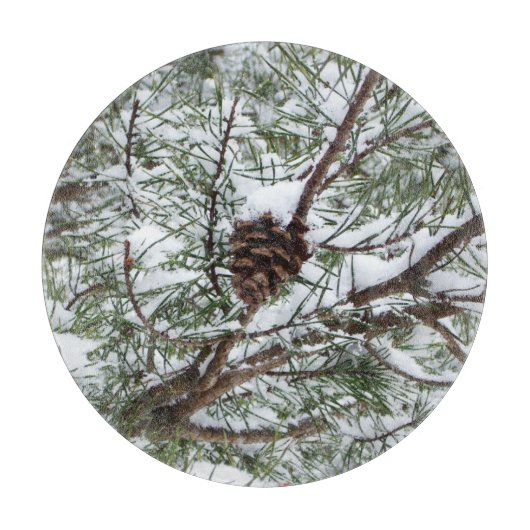 Snowy Pine Cone II冬の自然撮影 カッティングボード (正面)