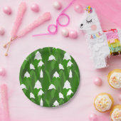 Snowy Pine Forest ペーパープレート (パーティー)