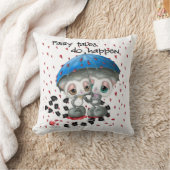 Snuggled Lemurs Under Heart Umbrella クッション (ブランケット)