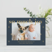 So Much Joy モダン Holiday Photo Card シーズンカード (スタンド正面)