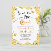 So Sweet To Bee 誕生日1周年おめでとう招待状 招待状 (スタンド正面)