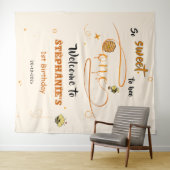 So Sweet To Bee One Cute Honey Bee 1st Birthday タペストリー (インサイチュ(横))