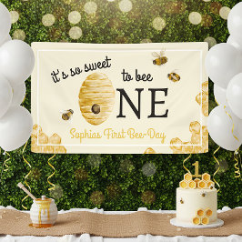 So Sweet To Bee One First Birthday Honeycomb 横断幕