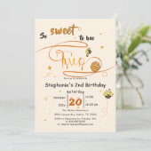 So Sweet To Bee Two Cute Honey Bee 2nd Birthday 招待状 (スタンド正面)