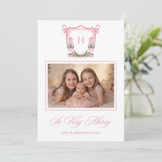 So Very Merry Nutcracker Monogram Crest シーズンカード (スタンド正面)