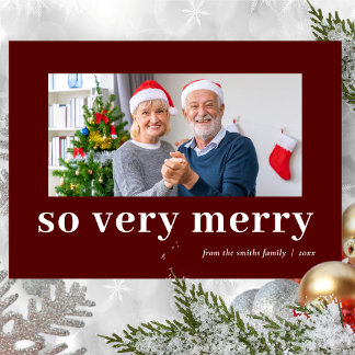 So Very Merry Red Modern Burgundy Family Photo シーズンカード