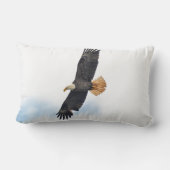 Soaring Bald Eagle Wildifeフォトアート ランバークッション (裏面)