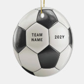 Soccer Ball Ornament | Personalized Team Name Year セラミックオーナメント (左)